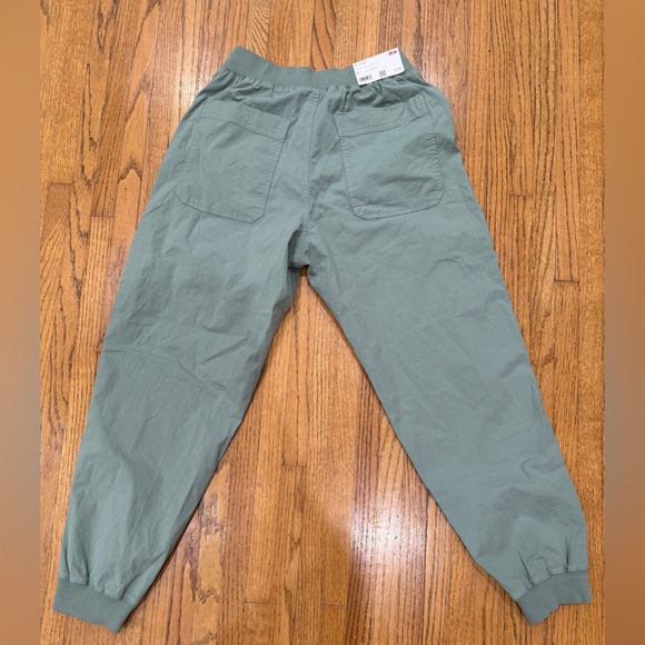 UNIQLO Pants - Picture 2 of 4